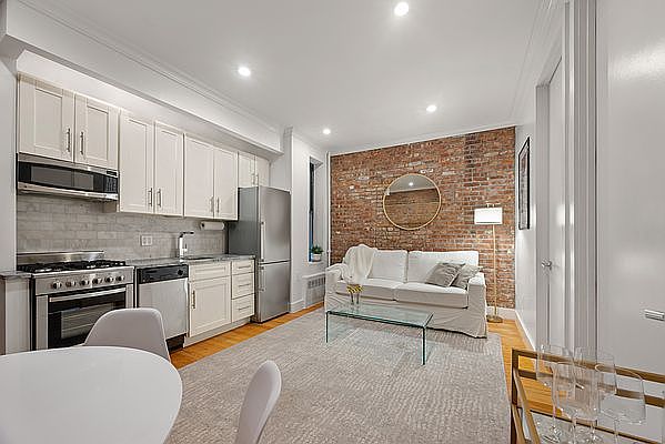 1st image of 145 W 4th St APT 5