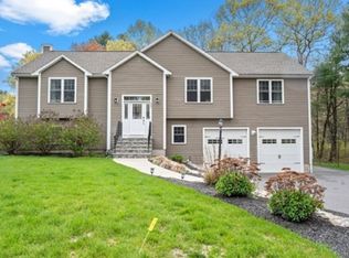 980 N Main St, Raynham, MA 02767