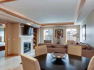 123 West Washington Avenue #609, Madison, WI, 53703