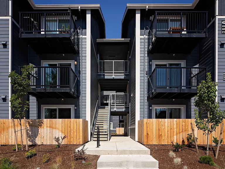 Claxter Crossing Apartments — Photo 16