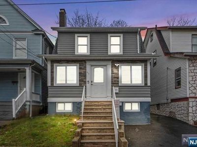 47 Palm St, Newark, NJ, 07106