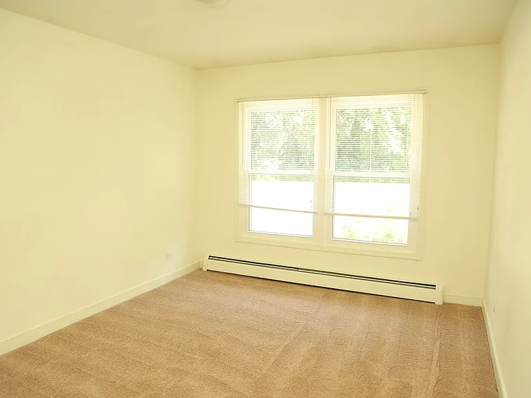 Gardenwood Apartments — Photo 17