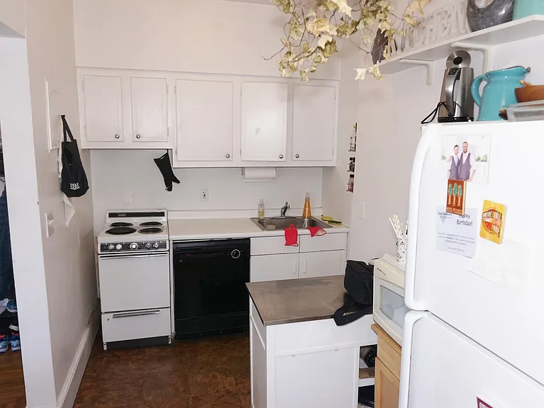 1086 Commonwealth Ave #502 — Photo 1