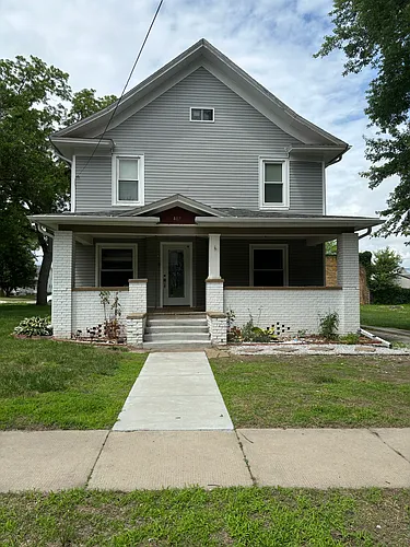 407 S Nebraska St Photo 1