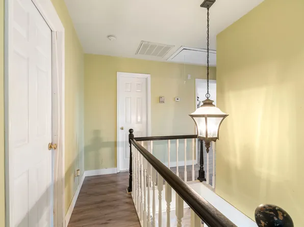 6 Mosely Avenue image 30 of 54