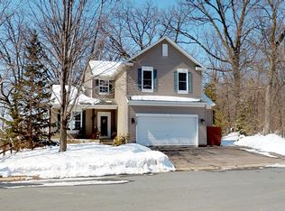 9268 Queensland Ln N, Maple Grove, MN 55311