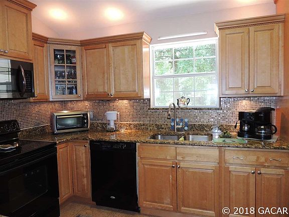 3rd image of 3004 NW 75th Ter