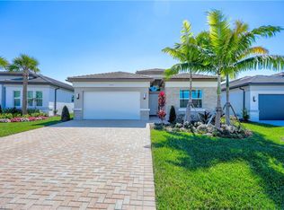 11465 Jacaranda Dr, Naples, FL 34120