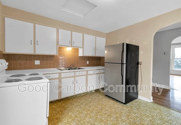 189 West Ave #2 — Photo 5