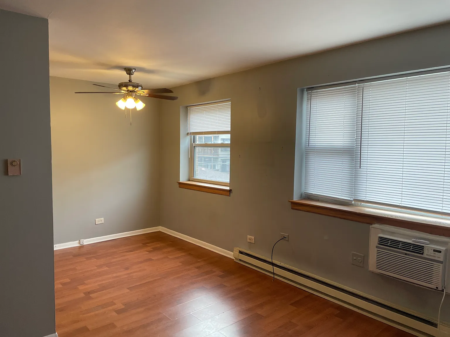 1 bed, 700 sqft, $1,600 — Photo 2