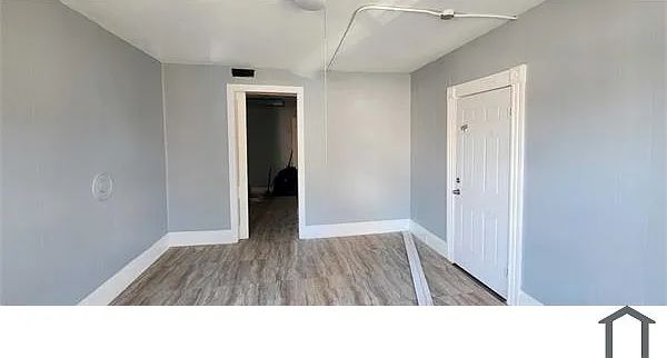 446 Maple St #1L — Photo 4