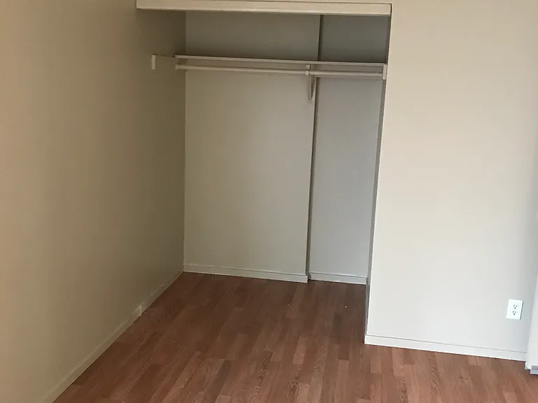 Glenn Apartments — Photo 5