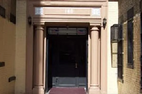 Rented by Corcoran | media 11