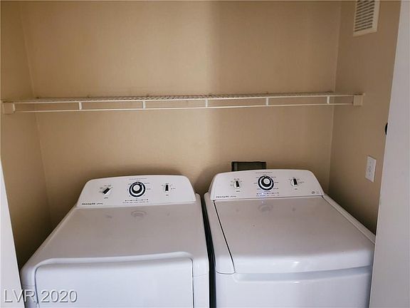 3rd image of 1150 N Buffalo Dr APT 1112