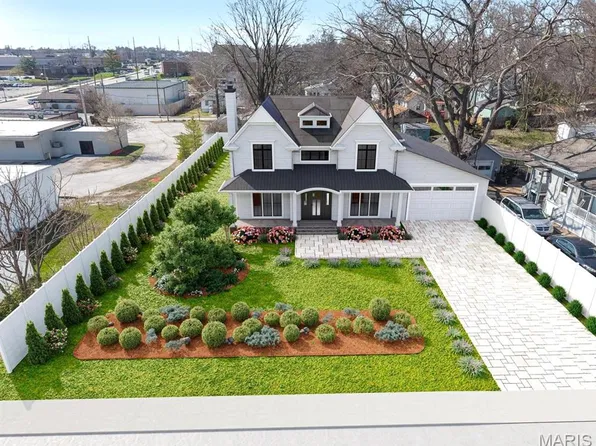 2647 Helen Ave, Saint Louis, MO 63144