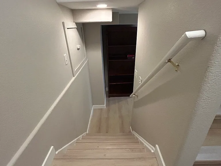 1325 N Ford St — Photo 47