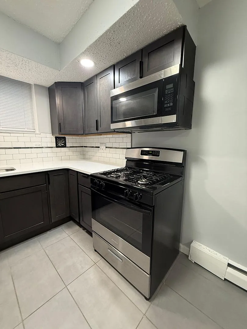 Oak Woods Collingswood — Photo 1
