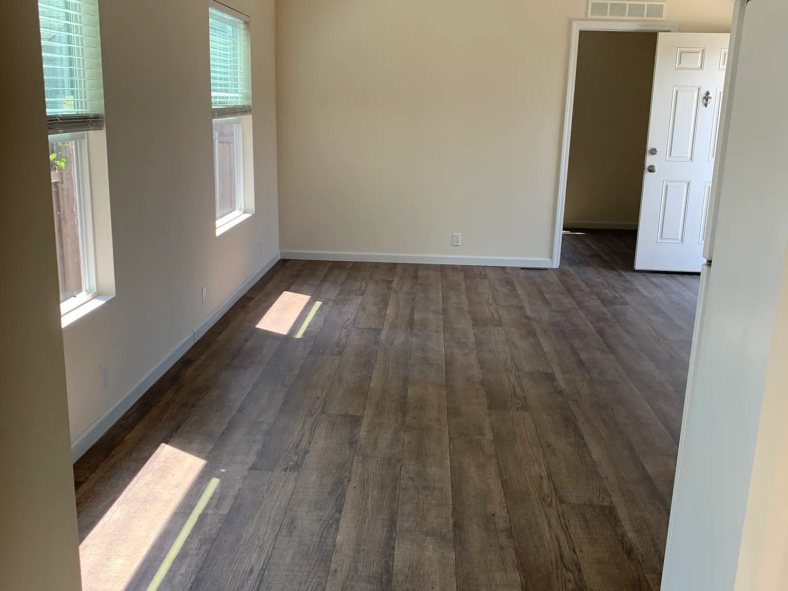 2 bed, 700 sqft, $2,475 — Photo 4