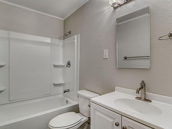 5th image of 5440 Priscilla Ln