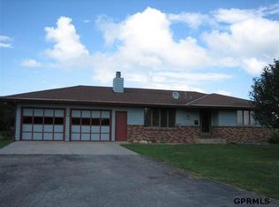 2348 Rd St, Dwight, NE 68635