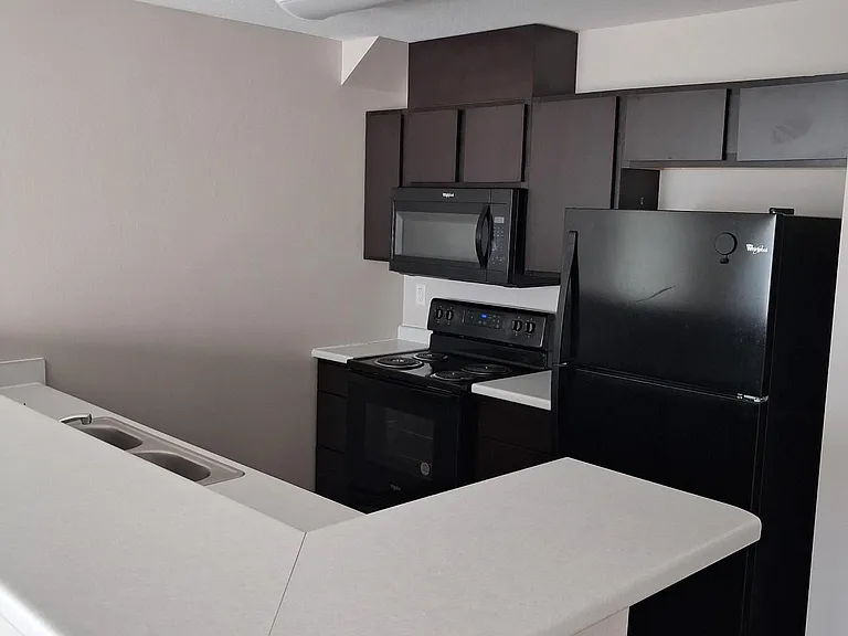 Kennedy Park Townhomes — Photo 3