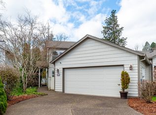 9407 SW Claridge Dr, Tigard, OR 97223