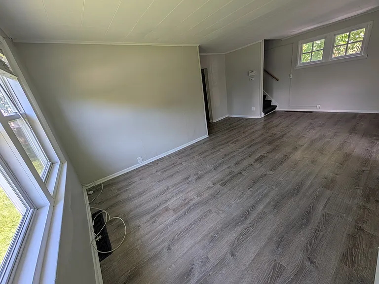 262 Blakeslee St — Photo 14