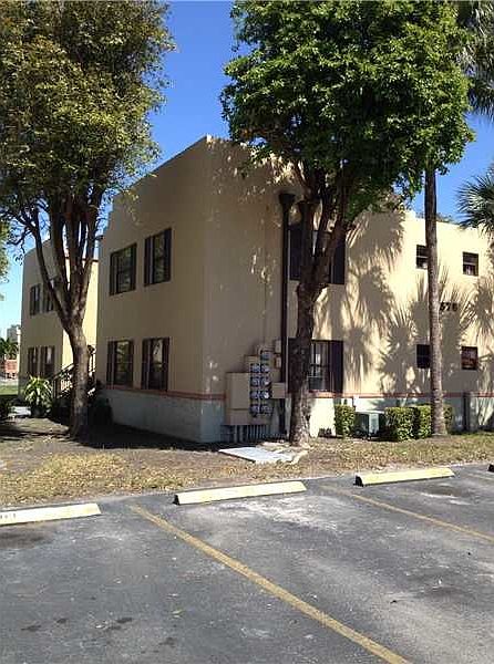1st image of 576 NW 114th Ave APT 104