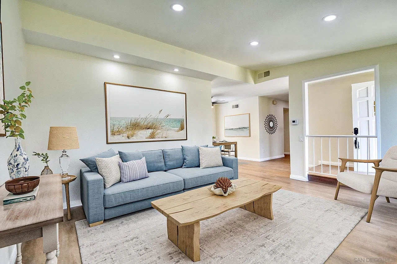 3 bed, 1651 sqft, $3,950 — Photo 2