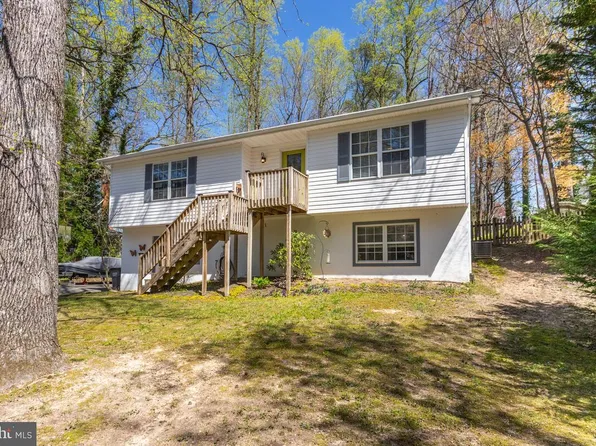 5780 Eucalyptus Dr, Saint Leonard, MD 20685