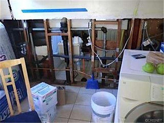 2nd image of 1132 Tia Juana St