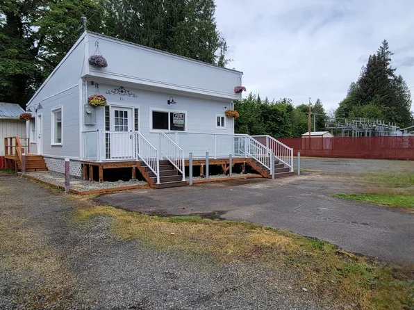 311 NW Kerron St, Winlock, WA 98596
