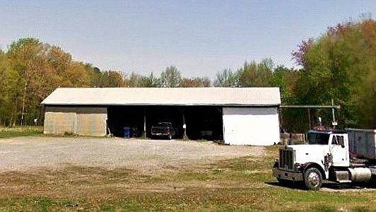 2nd image of 1343 Roberts Station Rd