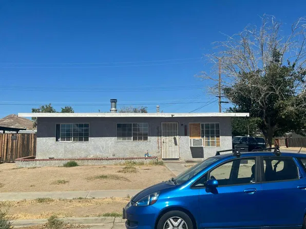 2101 Elm St, Rosamond, CA 93560