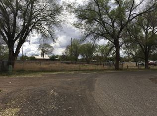 1095 Stovall Ave, Bosque Farms, NM 87068