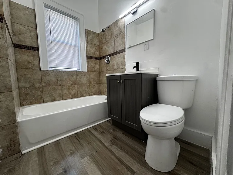395 E 152 ST — Photo 10