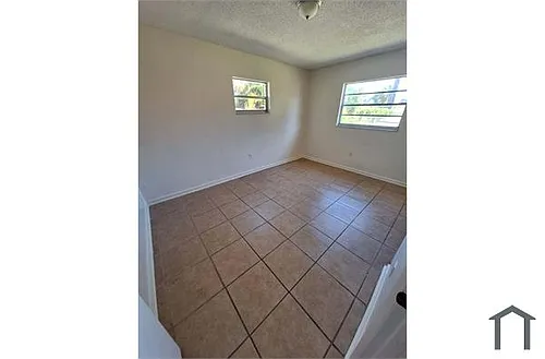 511 65th Avenue Dr W Photo 1