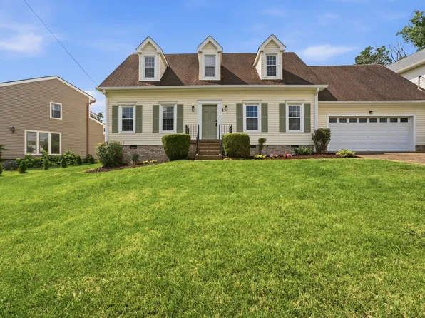 2601 Somerset Dr, Nashville, TN 37217