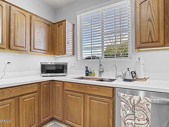 4th image of 1018 S 177TH Drive