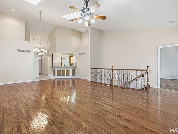 4th image of 5421 Ivy Summit Ct