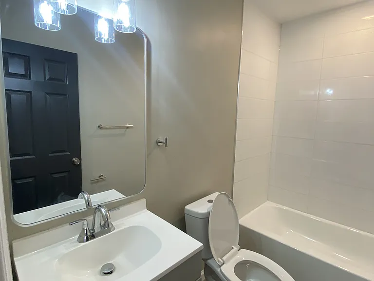 655 N 33rd St #2 — Photo 24