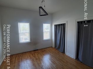 1209 W National Ave #1, Milwaukee, WI 53204