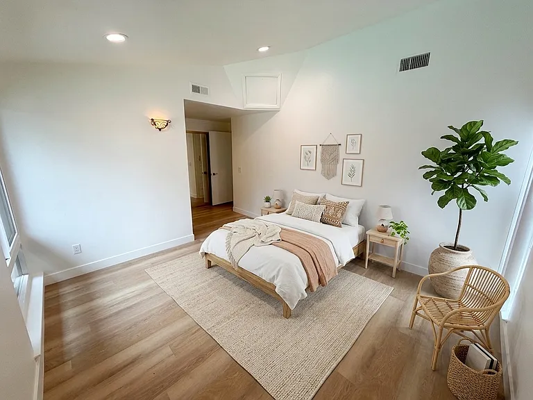 8449 Limerick Ave — Photo 6