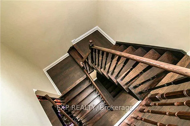 108 Hollywood Hill Cir — Photo 5