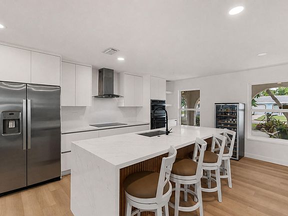 2nd image of 1780 SW 12TH Street