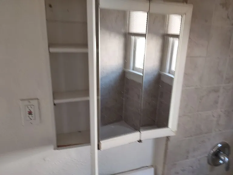 DGD 371-79 Walnut — Photo 18