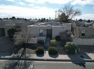 8228 Parrot Run Rd NE, Albuquerque, NM 87109