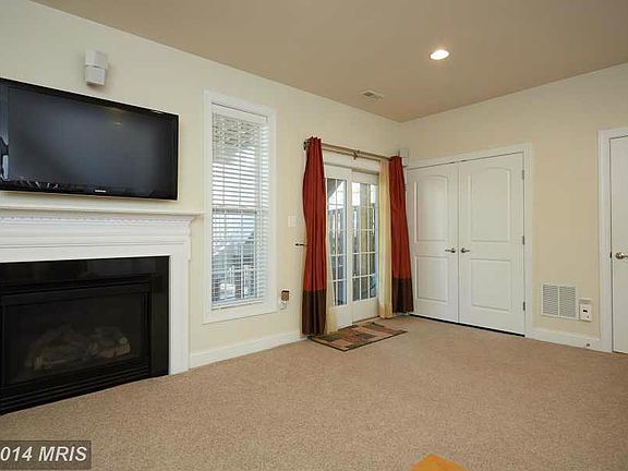 4th image of 6832 Hartzell Hill Ln