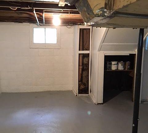 3rd image of 547 E Archwood Ave