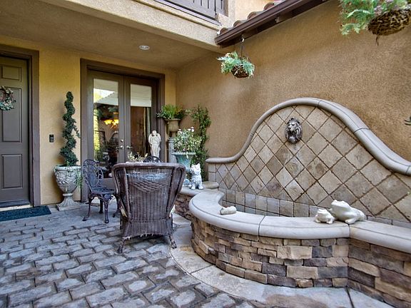 Custom water fountain